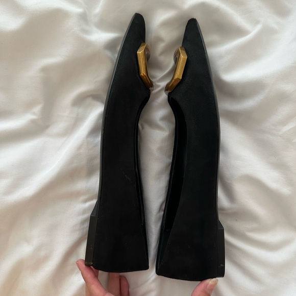 Zara Embellished Flats Black with Gold Detail 37 - Picture 5 of 6